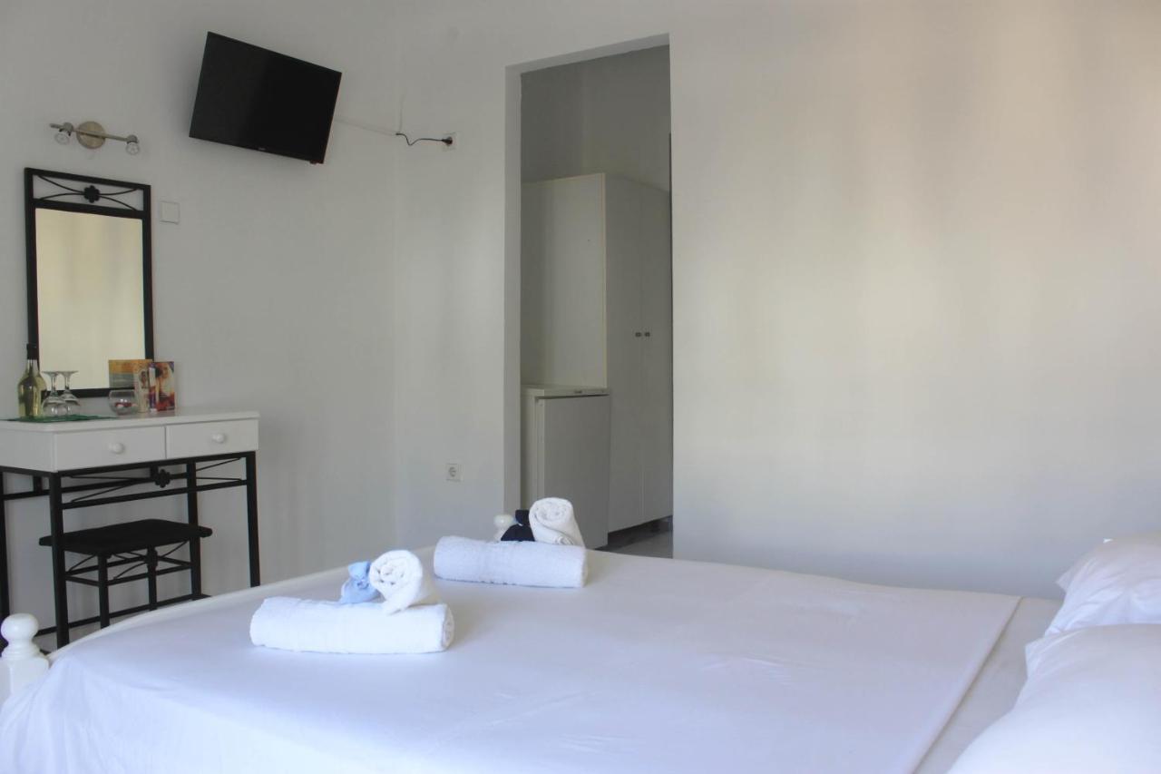 Syros Holidays Vári Exterior foto