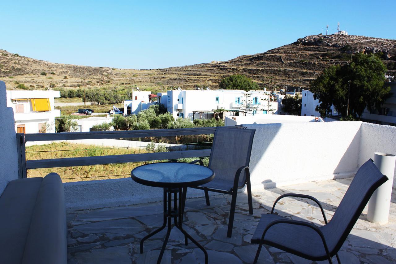 Syros Holidays Vári Exterior foto
